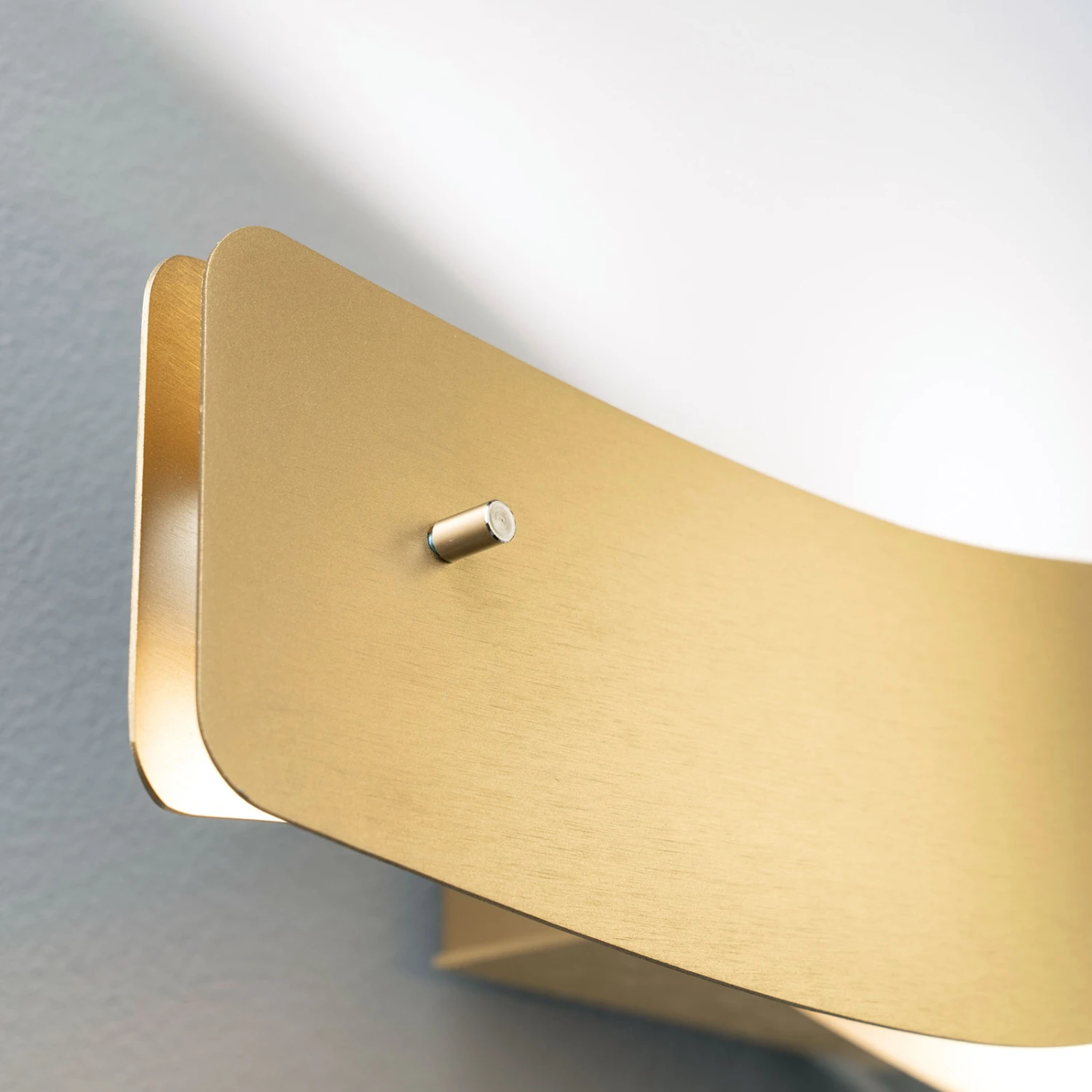 Lucande Lian LED-Wandlampe In Messing 9 Lucande Lian LED-Wandlampe In Messing – Bild 7