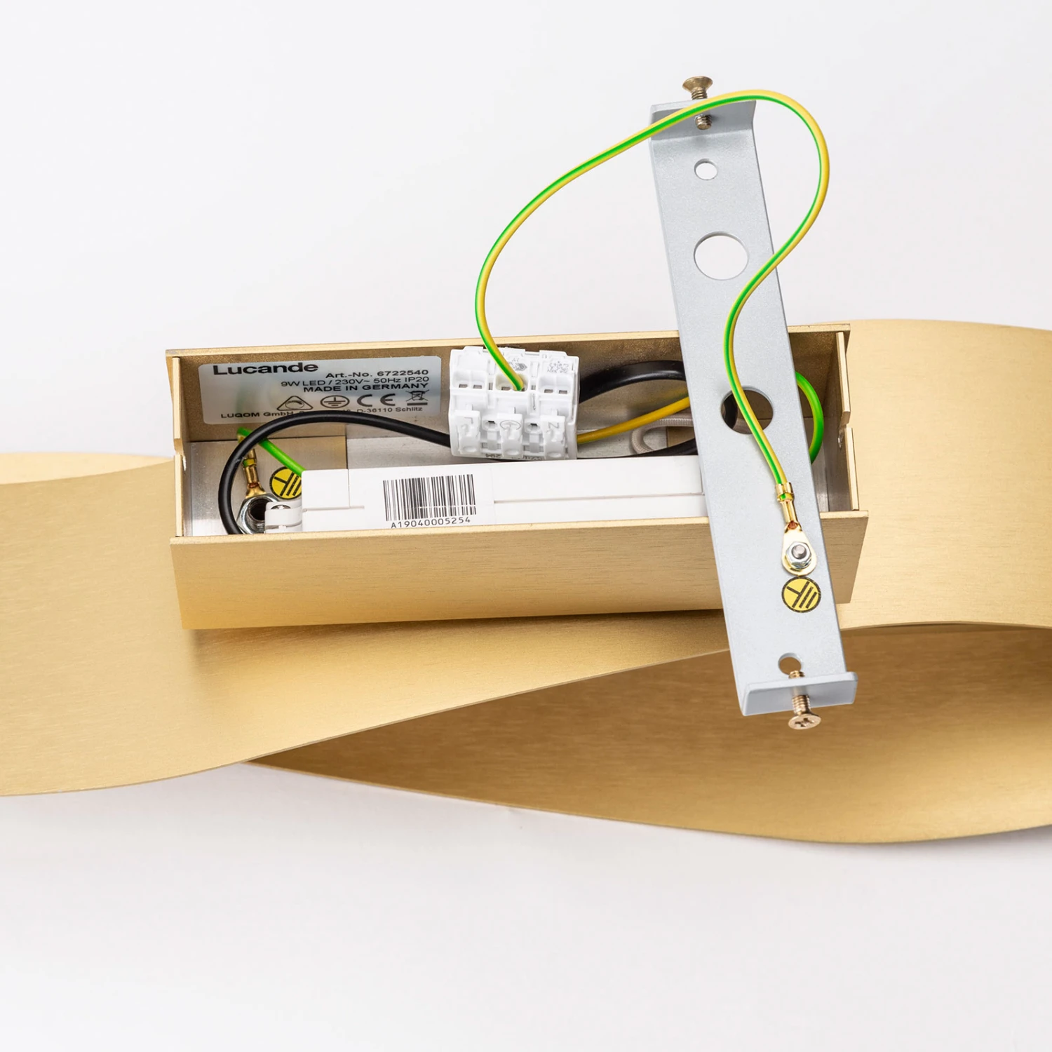 Lucande Lian LED-Wandlampe In Messing 11 Lucande Lian LED-Wandlampe In Messing – Bild 9