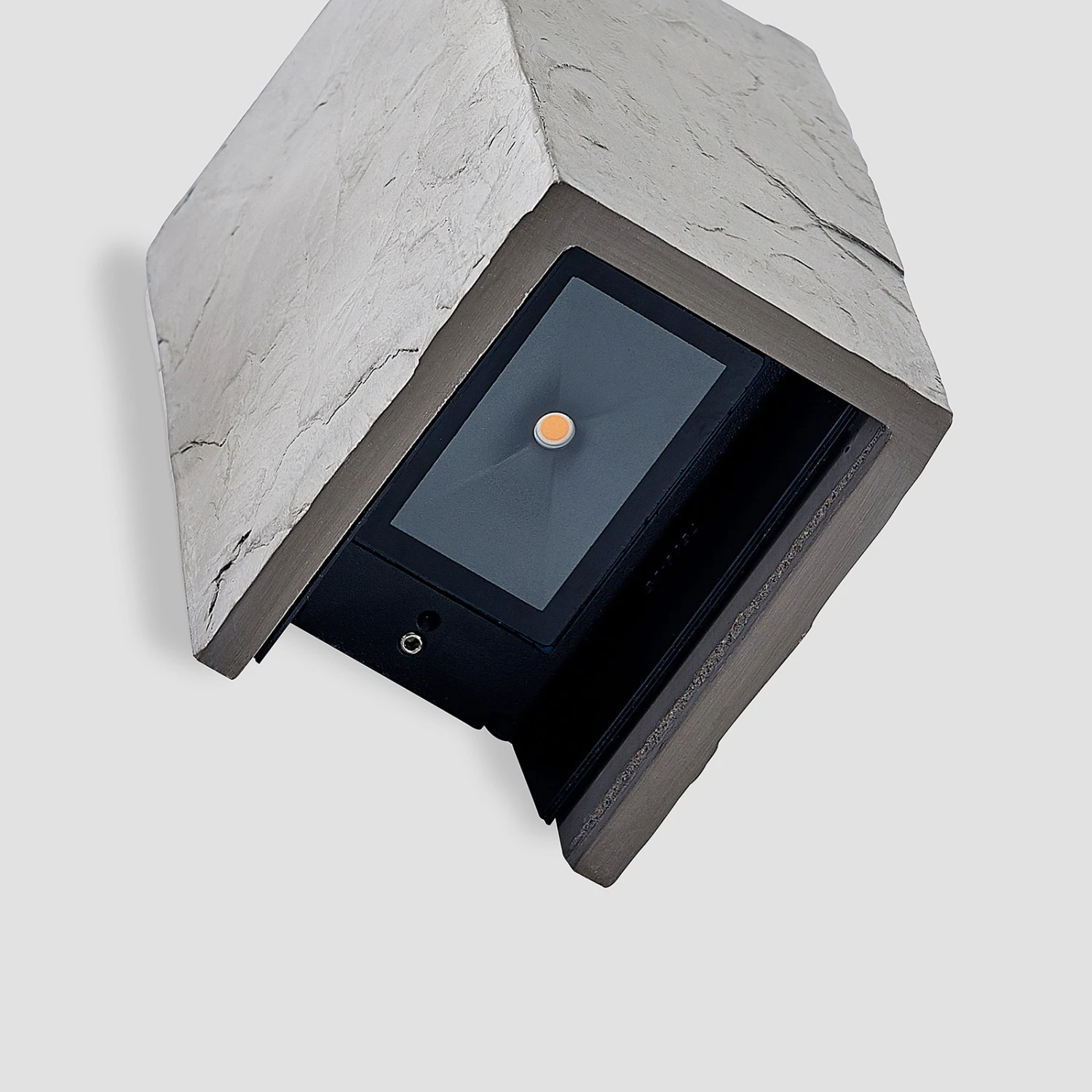 Lucande LED-Außenwandleuchte Vigga, Schieferoptik 10 Lucande LED-Außenwandleuchte Vigga, Schieferoptik – Bild 8