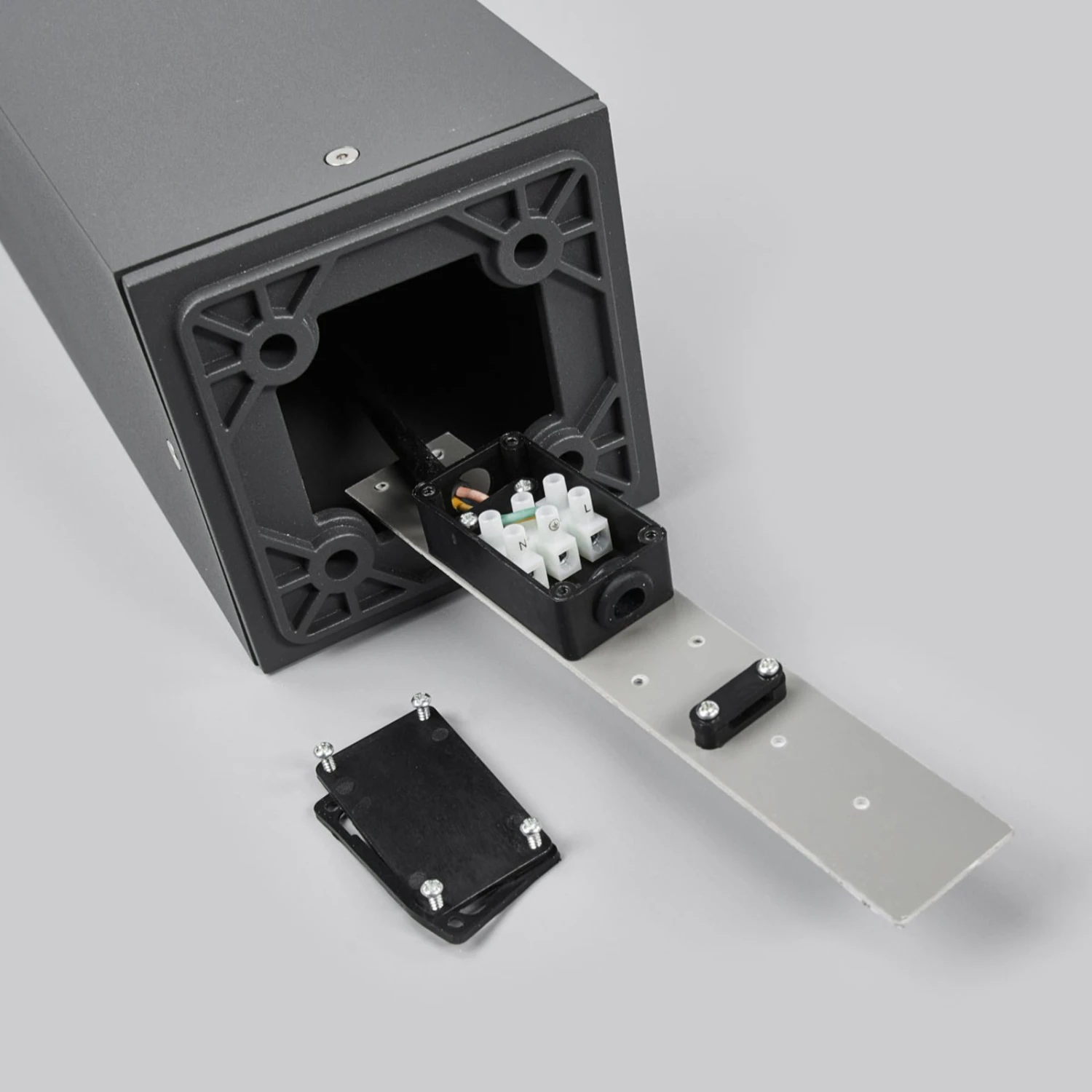 Lucande Wegeleuchte Klemens, Grafitgrau, Höhe 65 Cm 9 Lucande Wegeleuchte Klemens, Grafitgrau, Höhe 65 Cm – Bild 7