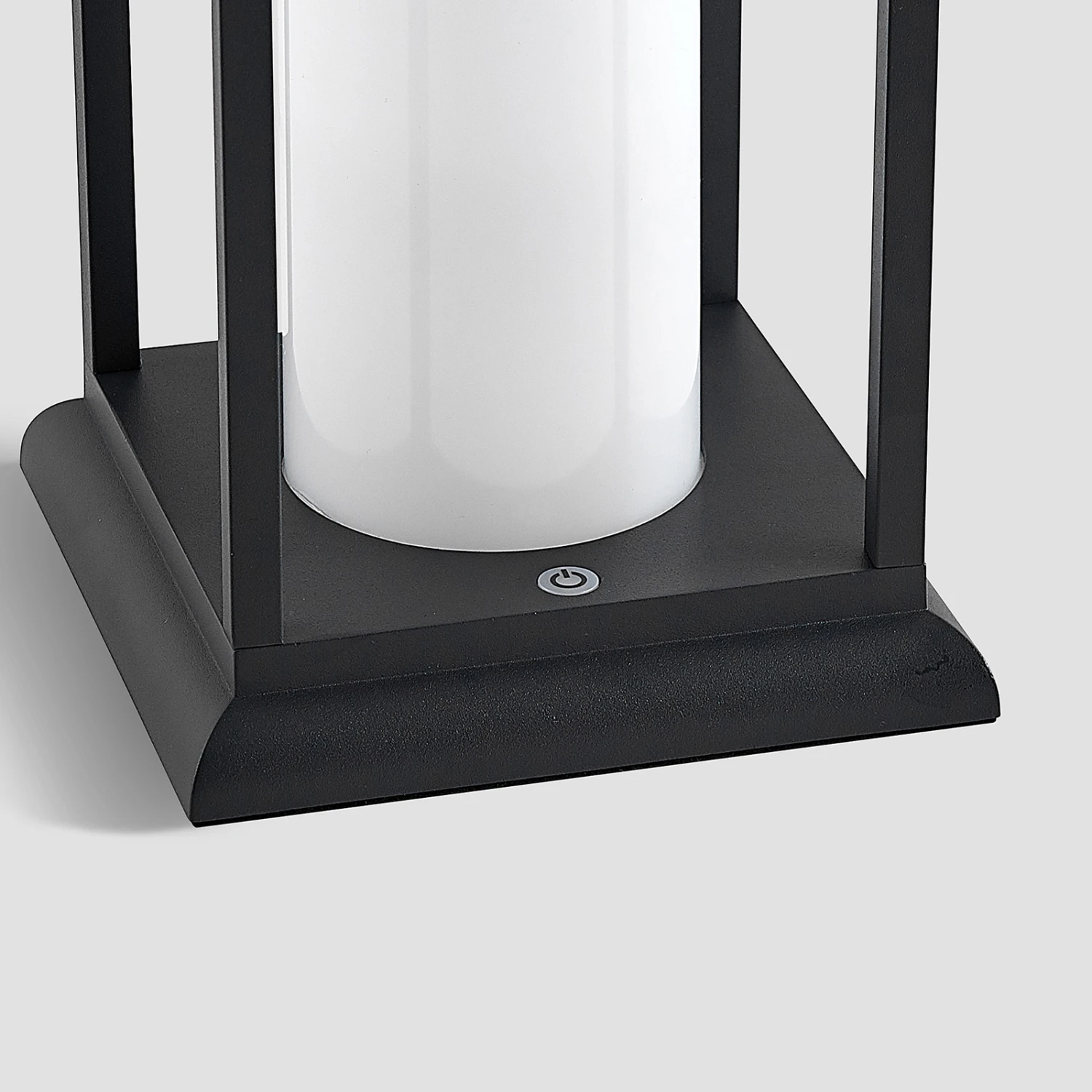 Lucande Vadik LED-Außenlaterne Mit Akku 10 Lucande Vadik LED-Außenlaterne Mit Akku – Bild 8