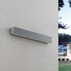 Lucande Lengo LED-Wandlampe, 50 Cm, Silber, 1-fl. 11 Lucande Lengo LED-Wandlampe, 50 Cm, Silber, 1-fl. -Lucande 9616205 1