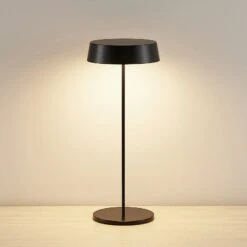 Lucande Tibia LED-Tischleuchte, Akku, USB, Schwarz 13 Lucande Tibia LED-Tischleuchte, Akku, USB, Schwarz -Lucande 9616229 2