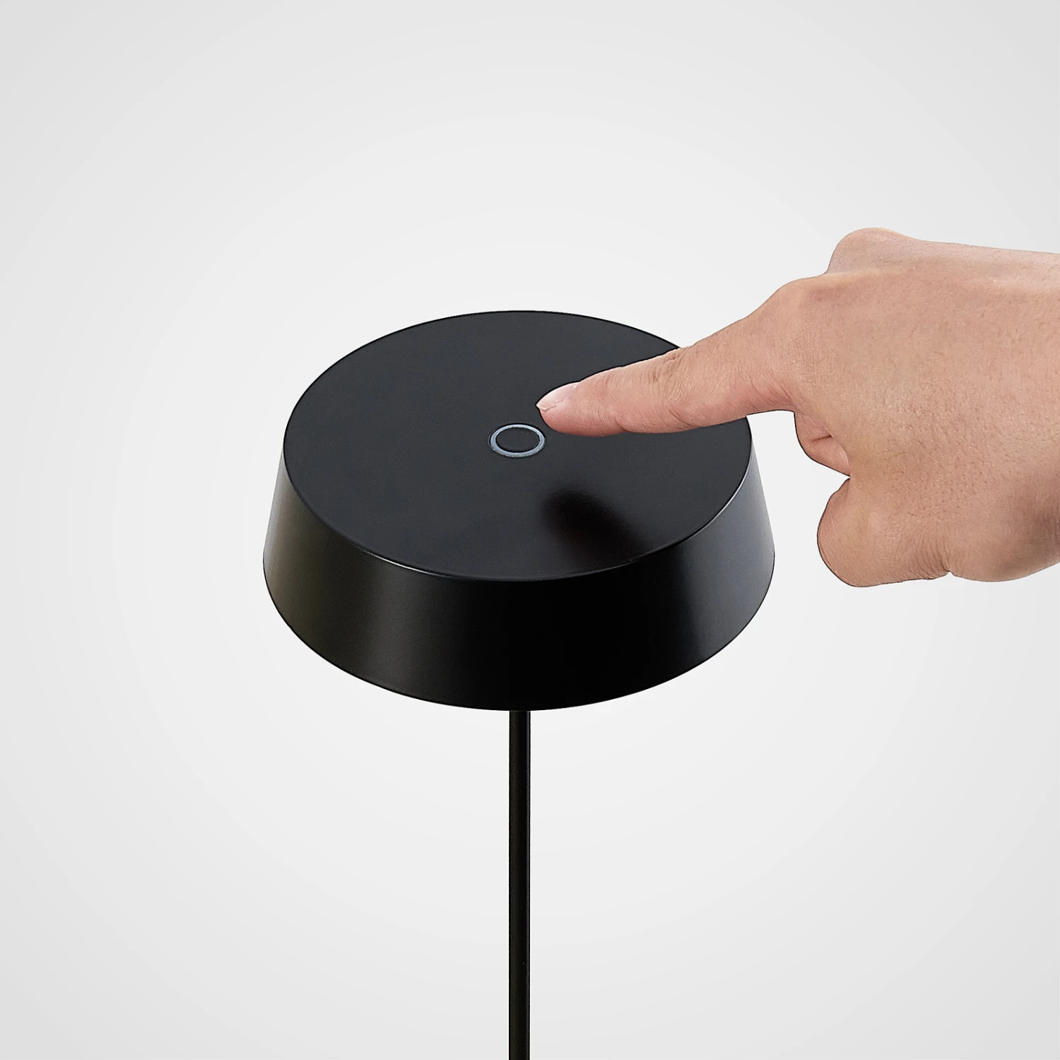 Lucande Tibia LED-Tischleuchte, Akku, USB, Schwarz 7 Lucande Tibia LED-Tischleuchte, Akku, USB, Schwarz – Bild 5