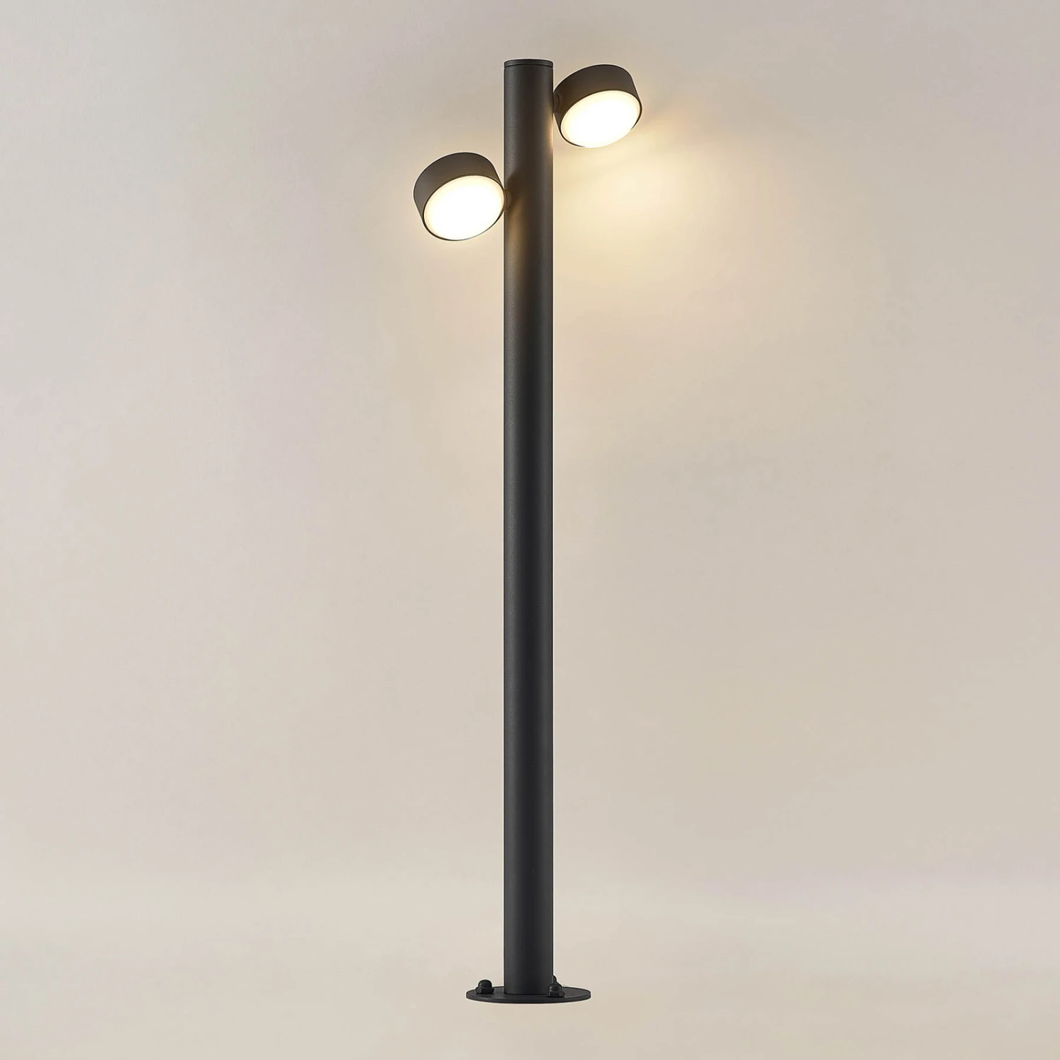 Lucande Kynlee LED-Pollerleuchte, 2-fl., 75 Cm 9 Lucande Kynlee LED-Pollerleuchte, 2-fl., 75 Cm – Bild 7