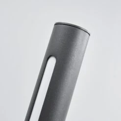 Lucande LED-Wegelampe Tomas, Dunkelgrau -Lucande 9618127 5