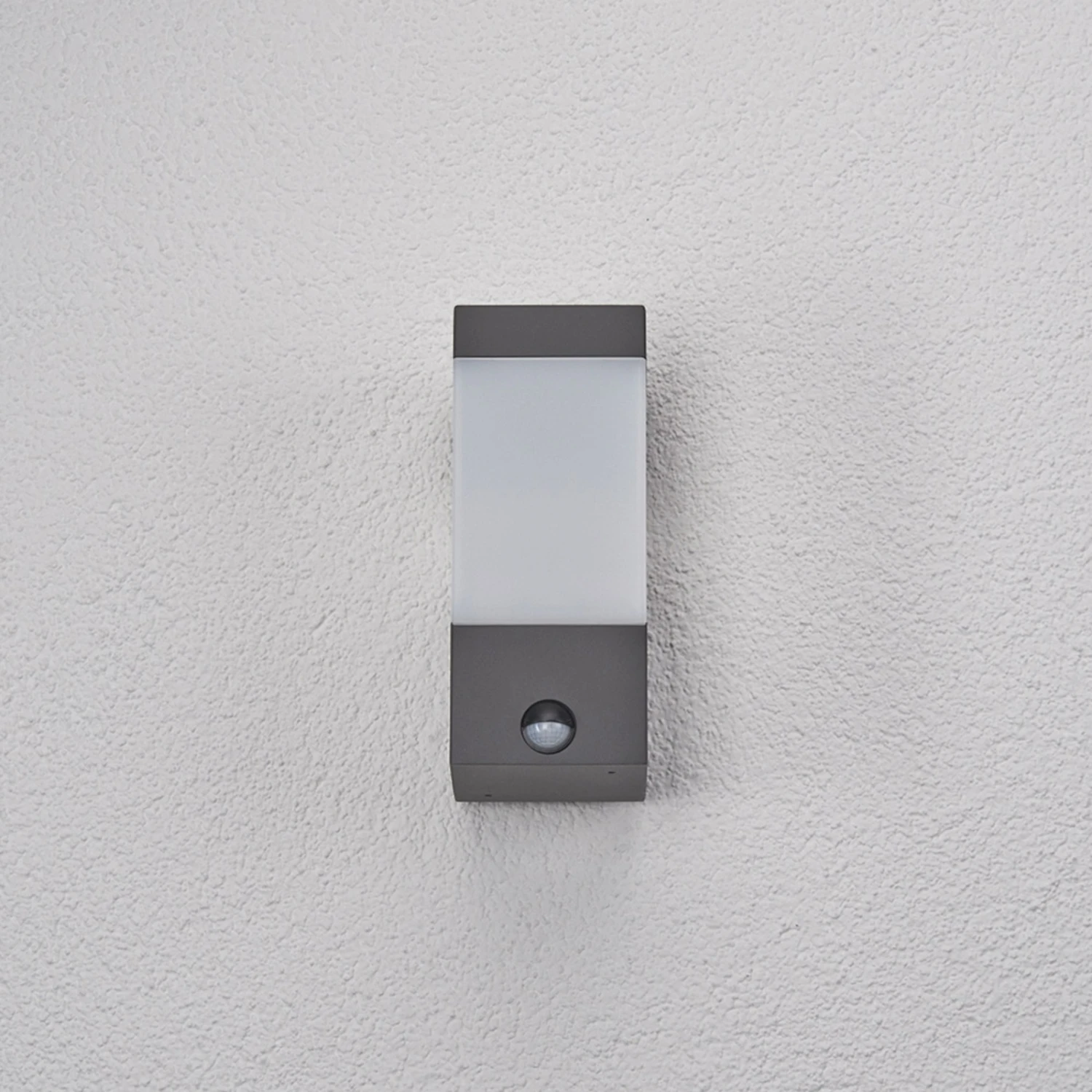 Lucande Außenwandleuchte Kiran Mit Bewegungsmelder 6 Lucande Außenwandleuchte Kiran Mit Bewegungsmelder – Bild 4