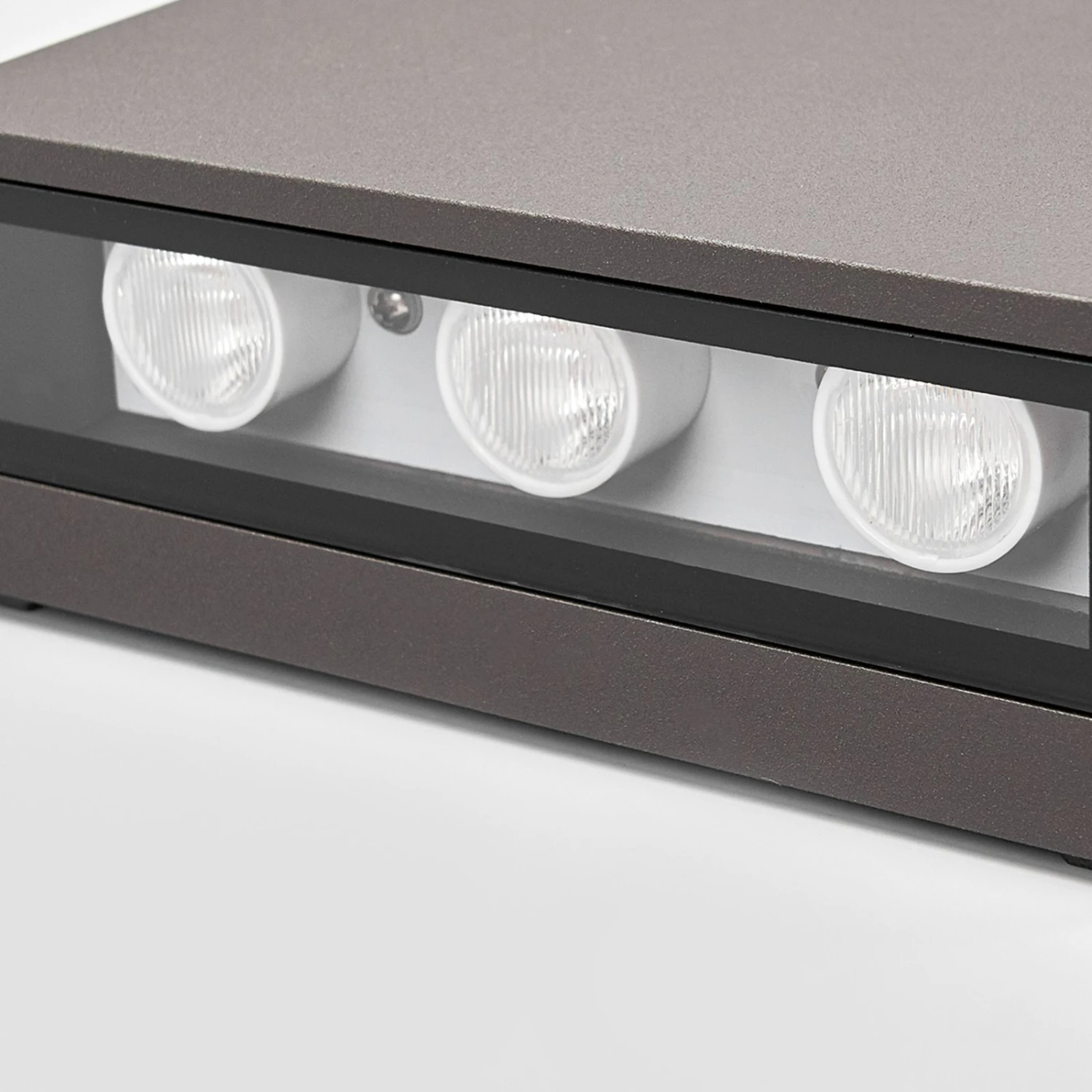 Lucande Eckige LED-Außenwandlampe Trixy In Grafitgrau 7 Lucande Eckige LED-Außenwandlampe Trixy In Grafitgrau – Bild 5