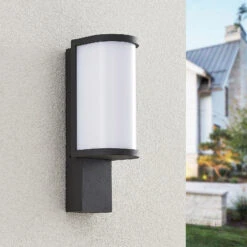 Lucande Jokum LED-Außenwandlampe, IP65 -Lucande 9619225 2