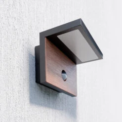 Lucande Lignus LED-Außenwandlampe, Bewegungsmelder 15 Lucande Lignus LED-Außenwandlampe, Bewegungsmelder -Lucande 9619277 4