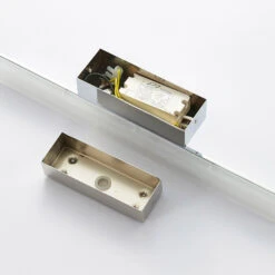 Lucande Längliche LED-Spiegelleuchte Julie, IP44 -Lucande 9621184 8