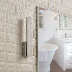 Lucande Schmale LED-Wandleuchte Julie, IP44 13 Lucande Schmale LED-Wandleuchte Julie, IP44 -Lucande 9621185 2