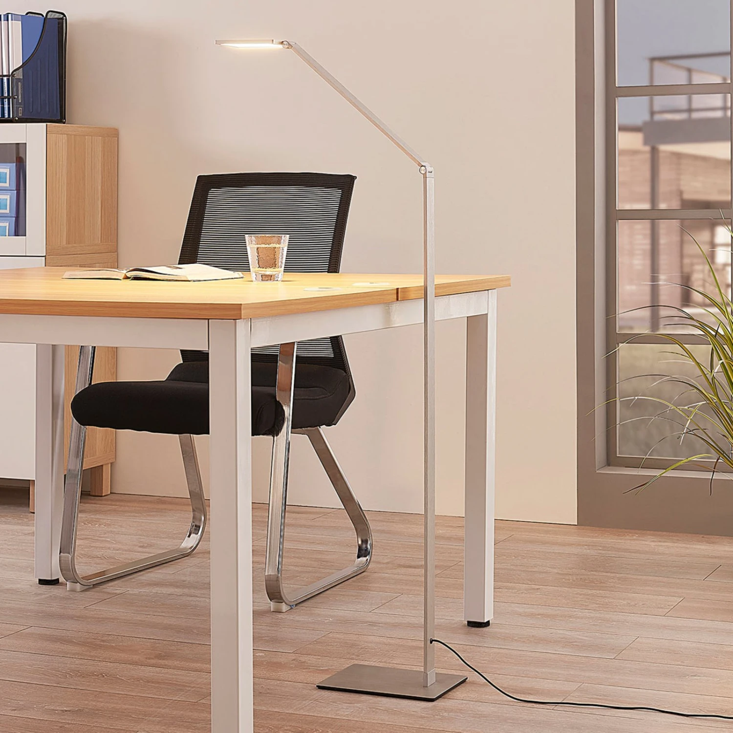 Lucande LED-Stehleuchte Resi Mit Dimmer, Ideal Zum Lesen 3 Lucande LED-Stehleuchte Resi Mit Dimmer, Ideal Zum Lesen