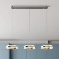 Lucande LED-Pendellampe Lyani, 3 Ringe Nebeneinander