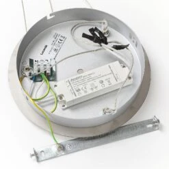 Lucande LED-Pendellampe Hayley M. Glaskugeln, 3-fl., Chrom -Lucande 9624367 7