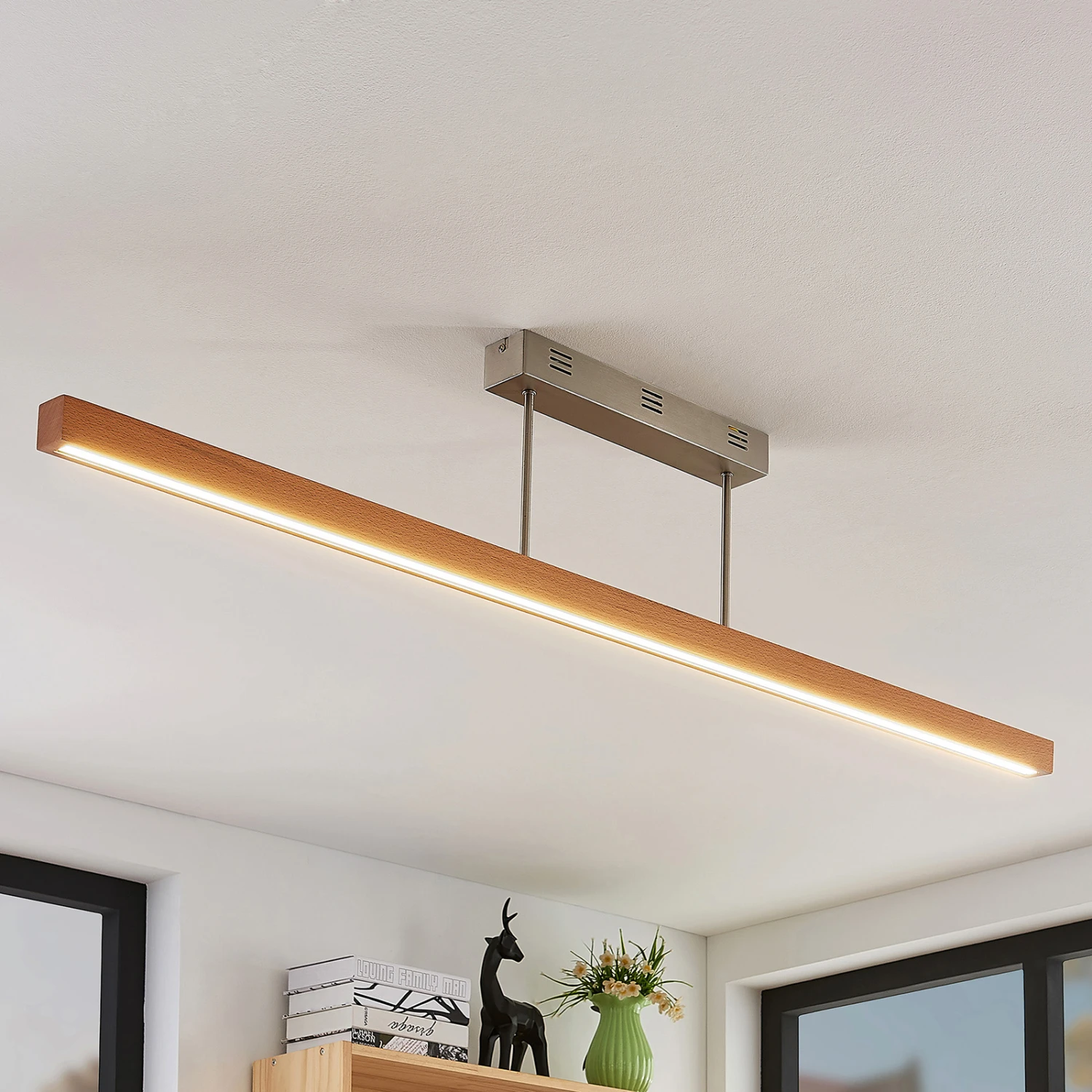 Lucande LED-Holz-Deckenleuchte Tamlin, Buchefarben, 140 Cm 3 Lucande LED-Holz-Deckenleuchte Tamlin, Buchefarben, 140 Cm