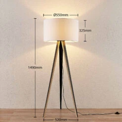 Lucande Bodhi Tripod-Stehleuchte, Zylinder, Weiß 14 Lucande Bodhi Tripod-Stehleuchte, Zylinder, Weiß -Lucande 9626223 3