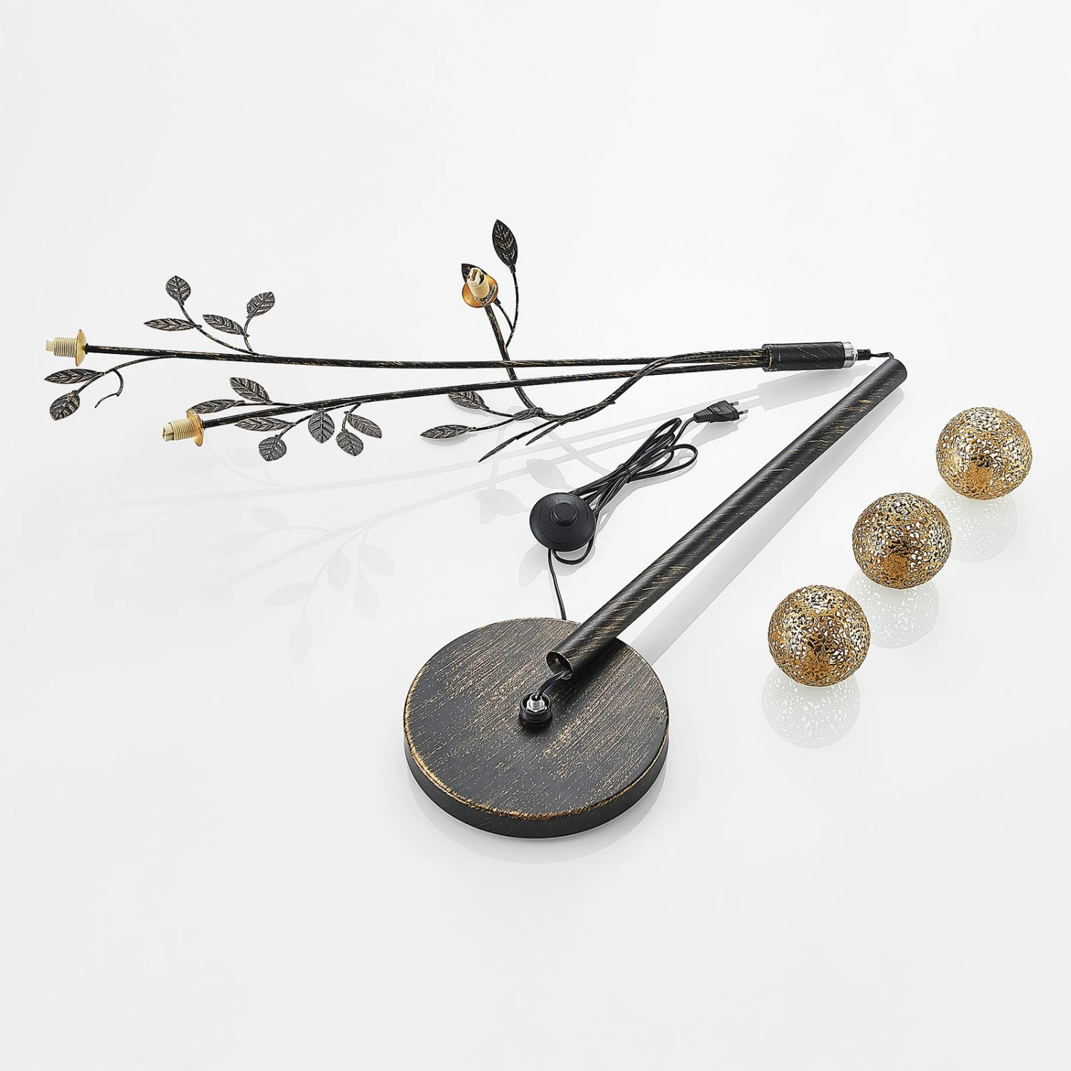 Lucande Evory Stehleuchte, Dreiflammig 10 Lucande Evory Stehleuchte, Dreiflammig – Bild 8