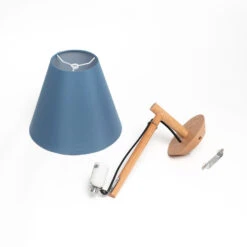 Lucande Jinda Wandleuchte, Holzgestell, Stoff Blau -Lucande 9627071 7