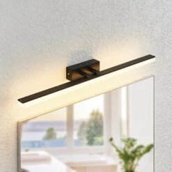 Lucande Lisana LED-Wandleuchte, IP44, 75 Cm