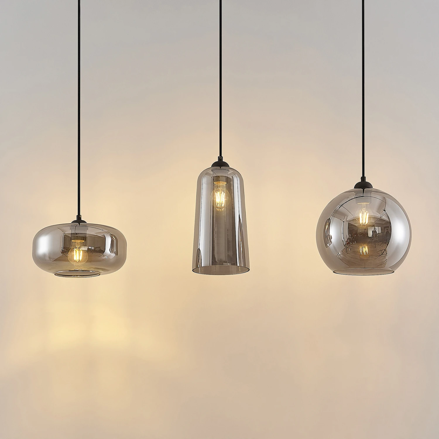 Lucande Wilja Hängeleuchte, Dreiflammig, Rauchgrau 7 Lucande Wilja Hängeleuchte, Dreiflammig, Rauchgrau – Bild 5