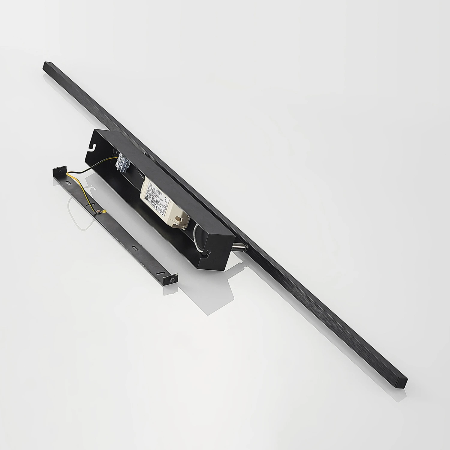 Lucande Stakato LED-Wandleuchte, Sechsflammig 11 Lucande Stakato LED-Wandleuchte, Sechsflammig – Bild 9