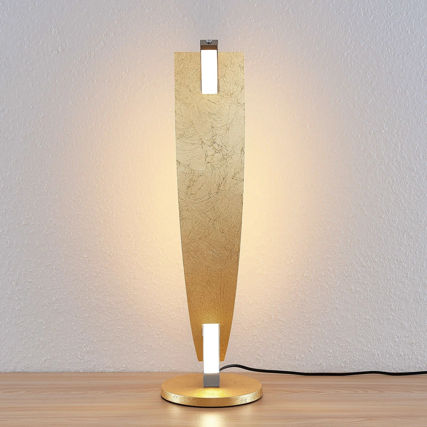 Lucande LED-Tischleuchte Marija In Edler Gold-Optik 6 Lucande LED-Tischleuchte Marija In Edler Gold-Optik – Bild 4