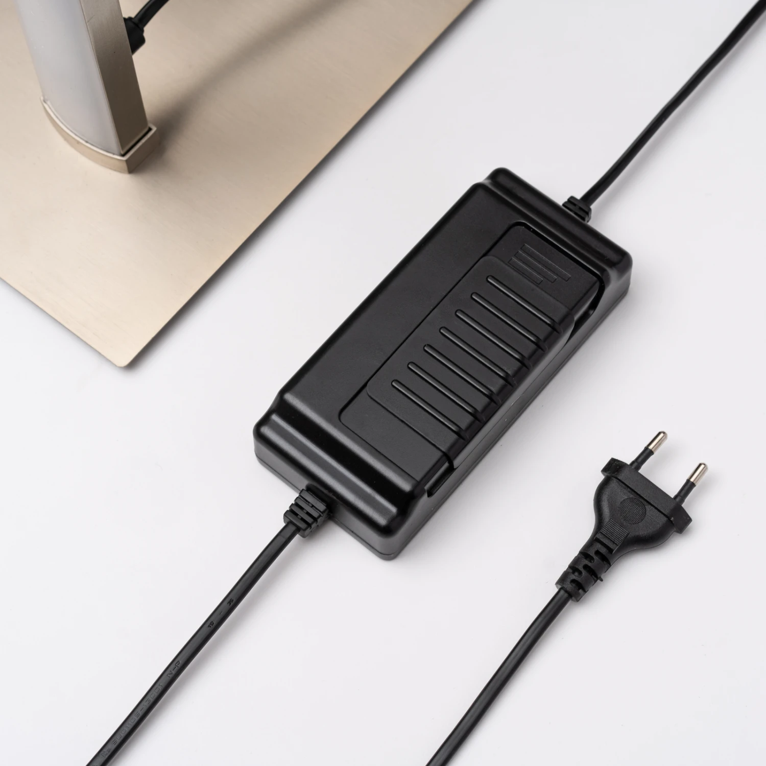 Lucande Mairia LED-Tischleuchte, Dimmbar 11 Lucande Mairia LED-Tischleuchte, Dimmbar – Bild 9