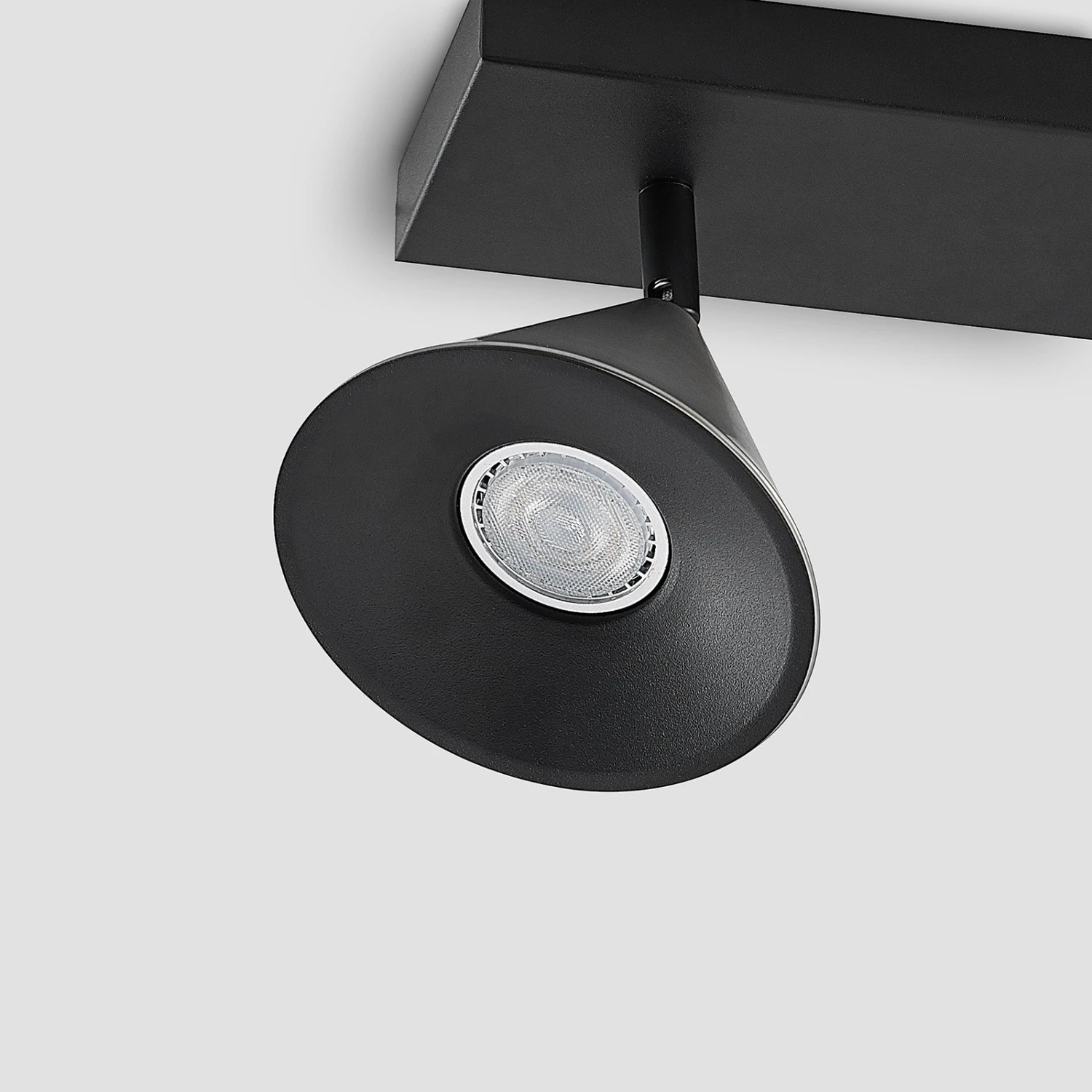 Lucande Kartio Deckenlampe, 4-fl., Neigbar, Nickel 9 Lucande Kartio Deckenlampe, 4-fl., Neigbar, Nickel – Bild 7