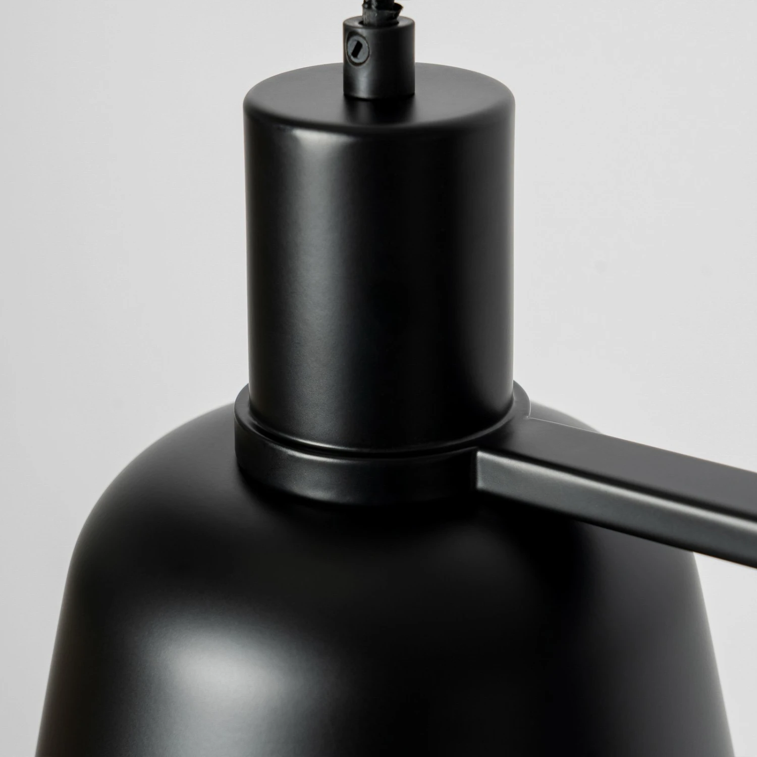 Lucande Servan Hängeleuchte, Schwarz, Vierflammig 10 Lucande Servan Hängeleuchte, Schwarz, Vierflammig – Bild 8