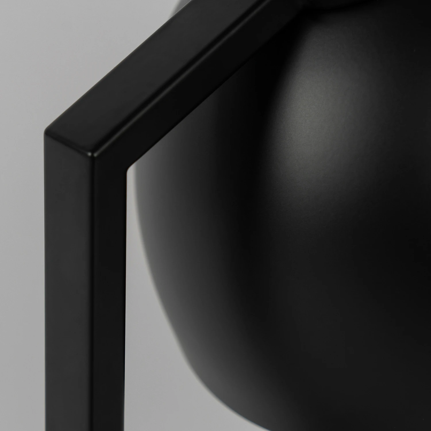 Lucande Mostrid Tischleuchte Aus Schwarzem Eisen 8 Lucande Mostrid Tischleuchte Aus Schwarzem Eisen – Bild 6