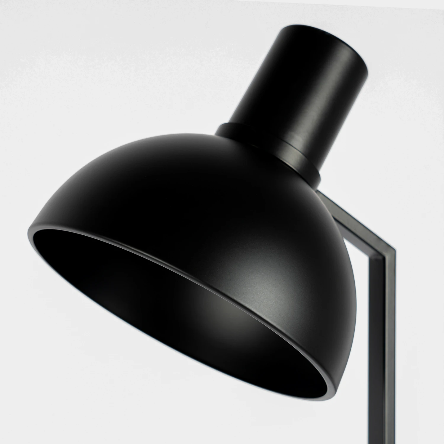 Lucande Mostrid Stehleuchte Aus Schwarzem Eisen 8 Lucande Mostrid Stehleuchte Aus Schwarzem Eisen – Bild 6