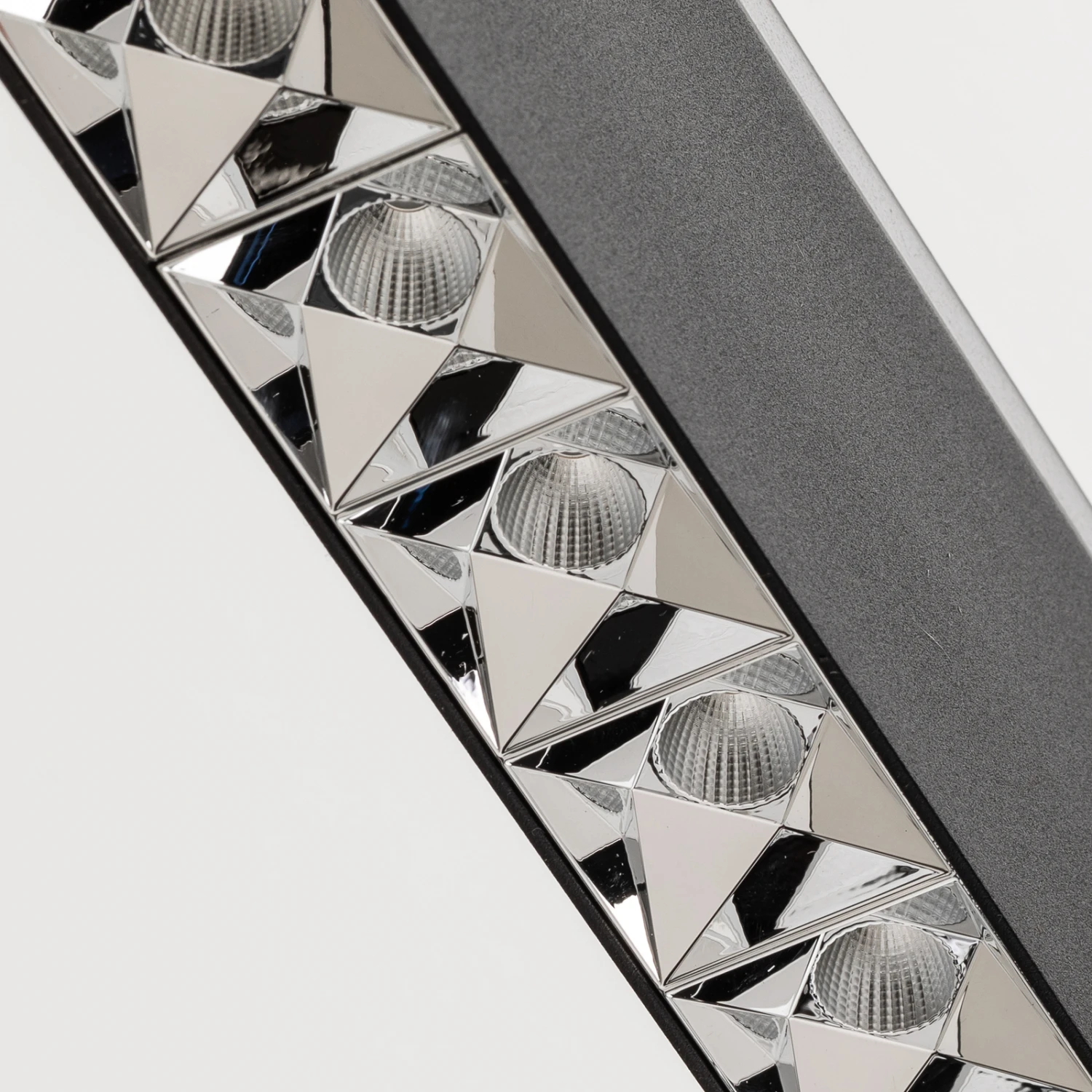 Lucande Stigis LED-Pendelleuchte, Langform Schwarz 10 Lucande Stigis LED-Pendelleuchte, Langform Schwarz – Bild 8