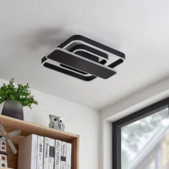 Lucande Linetti LED-Deckenlampe Eckig Schwarz 40cm -Lucande 9922015 2