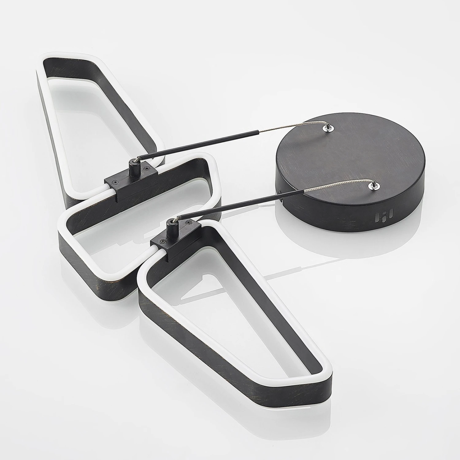 Lucande Quinn LED-Hängelampe, Dreiflammig Schwarz 10 Lucande Quinn LED-Hängelampe, Dreiflammig Schwarz – Bild 8