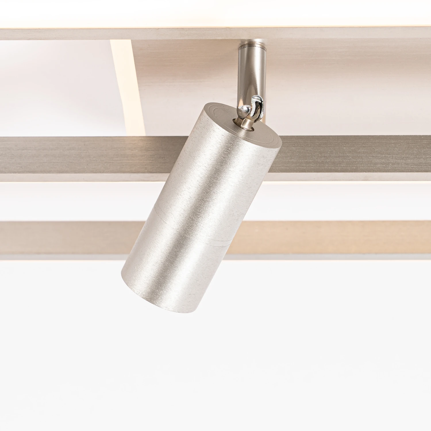 Lucande Tival LED-Deckenlampe, Lang, Nickel 9 Lucande Tival LED-Deckenlampe, Lang, Nickel – Bild 7