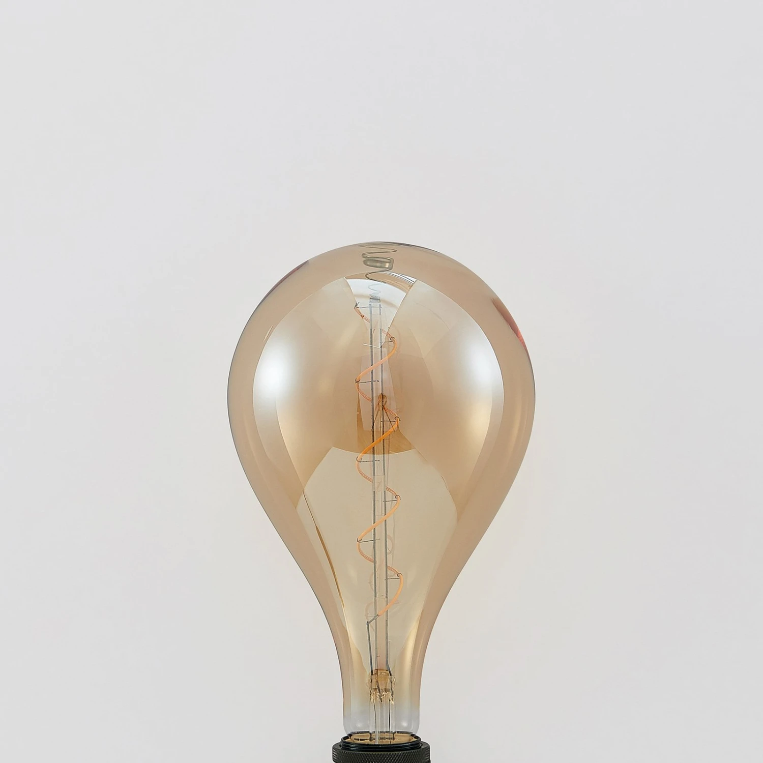 Lucande LED-Lampe E27 A160 4W 2.700K Dimmbar Amber 6 Lucande LED-Lampe E27 A160 4W 2.700K Dimmbar Amber – Bild 4