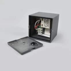 Lucande Würfelförmige LED-Außendeckenlampe Tanea, IP54 -Lucande 9969063 6