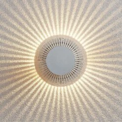 Lucande Keany LED-Außenwandlampe, Strahlenkranz -Lucande 9969163 4